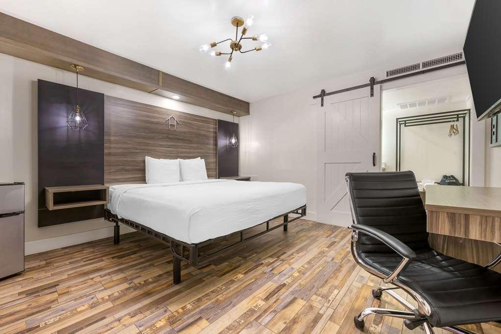 Hotel On Monroe Рочестър Стая снимка
